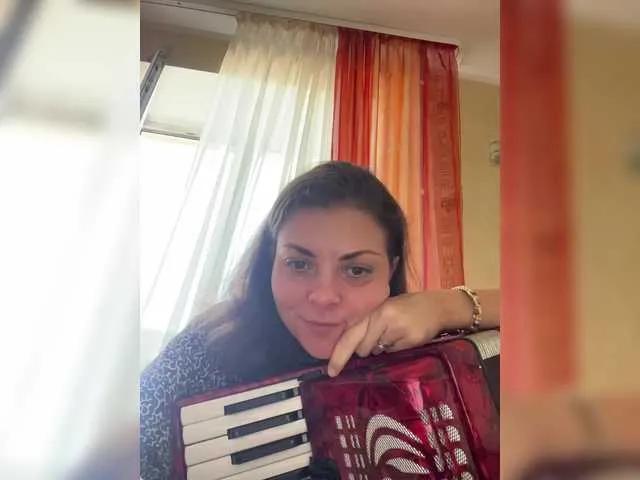 AhataV from BongaCams