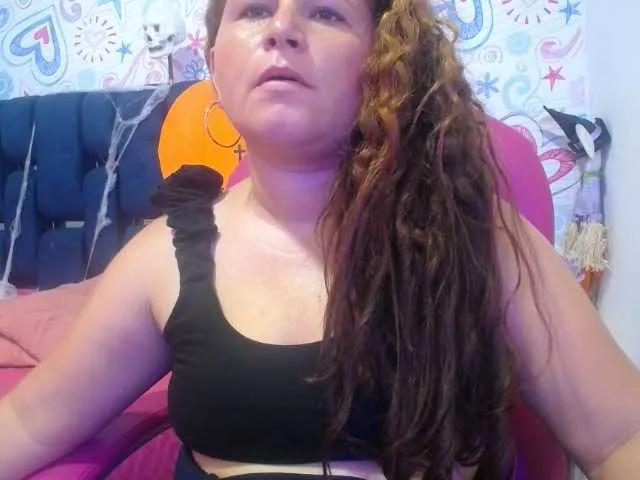 ALICIA-REYES from BongaCams