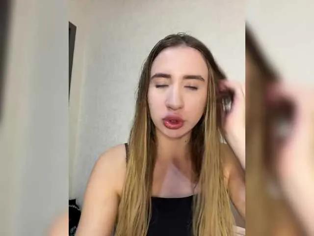 Admire Alizii, she wants to masturbate for you alizii from BongaCams