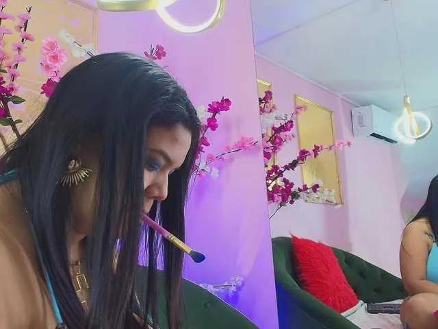 almendraevans from BongaCams