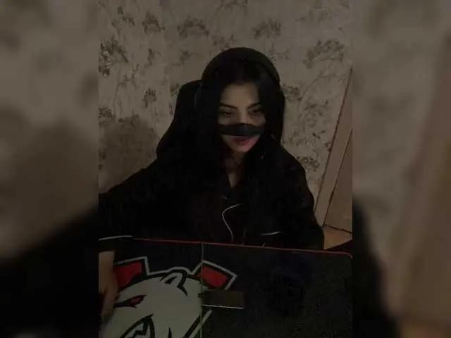 Admire BongaCams's Aloeloea aloeloea from BongaCams