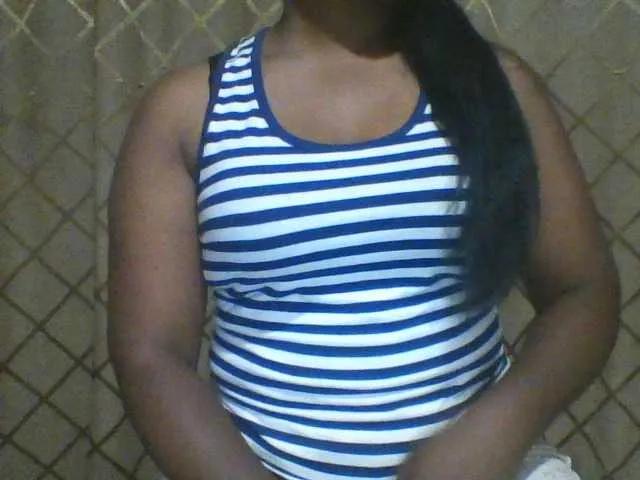 Amandinea from BongaCams