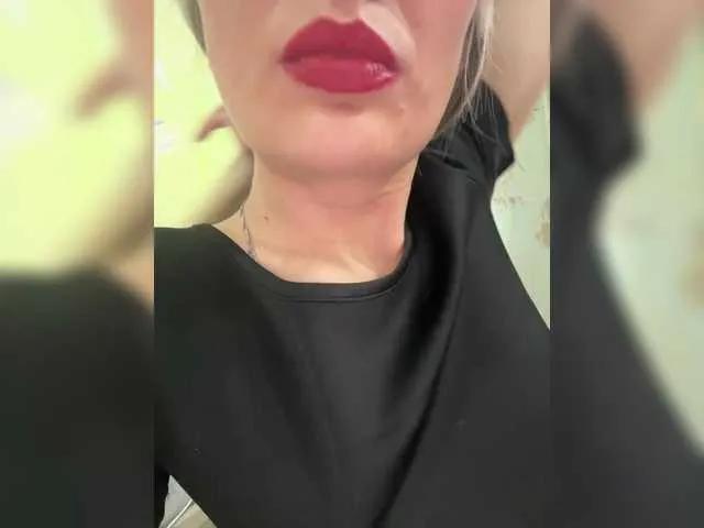 Explore Angelanddevil777, they want to masturbate for you Angelanddevil777 from BongaCams