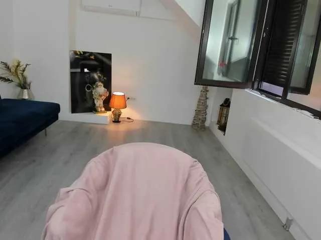 AnyaEvy from BongaCams