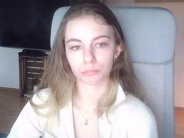 Slutty AriaModel wants you to fuck her body now AriaModel from BongaCams