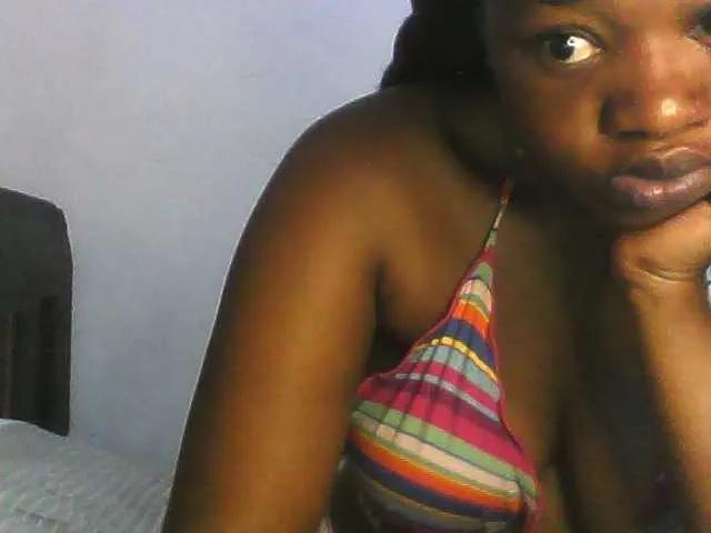 Assqueeen from BongaCams