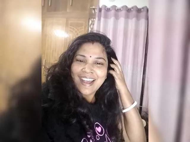 axe347 from BongaCams