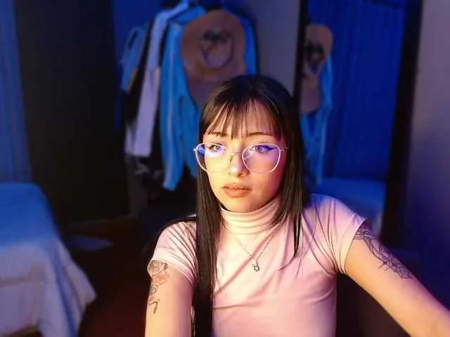 azuna1 from BongaCams