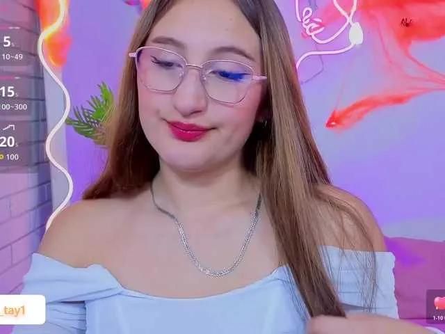 Join cute model Bunni-tay Bunni-tay from BongaCams