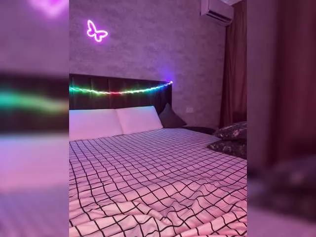 Hot ButttFly wants you to fuck her body now ButttFly from BongaCams