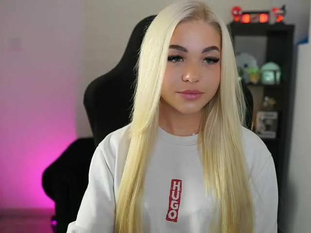 caramellangel from BongaCams