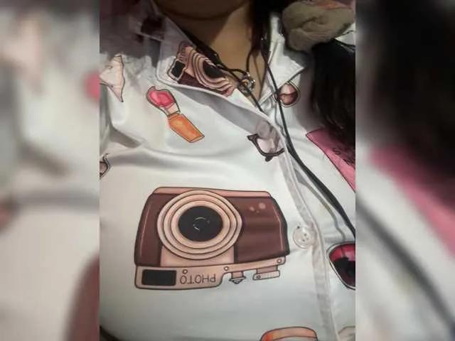 cherryyy-1 from BongaCams