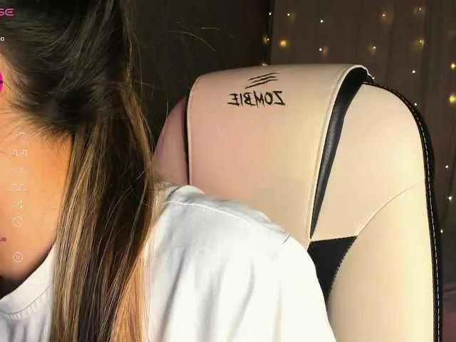 DarlaBelle from BongaCams