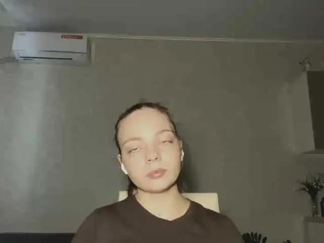 DavinaHaddad from BongaCams