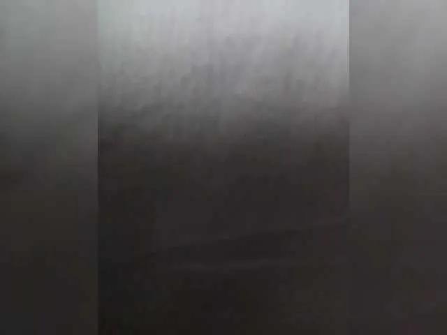 Del2002x from BongaCams