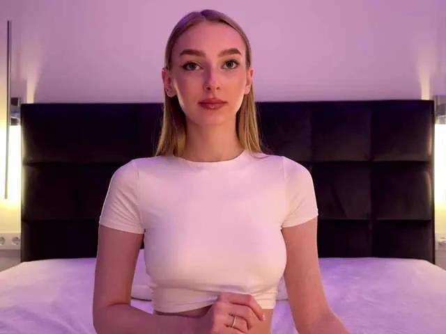 BongaCams DiamondLily DiamondLily from BongaCams