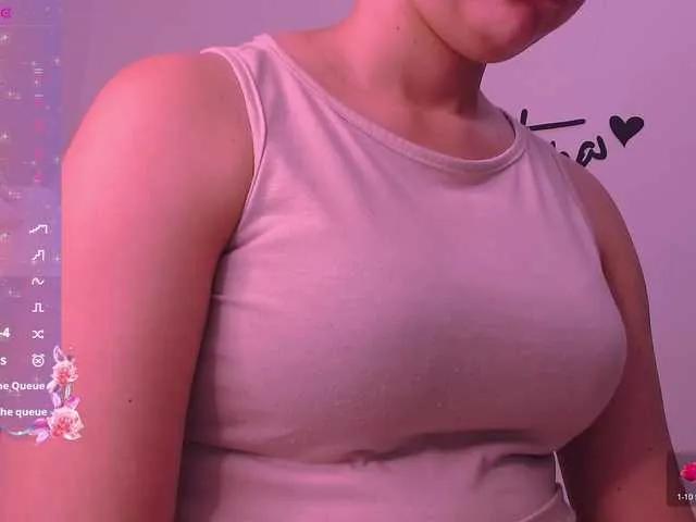 Masturbate to dirty camslut Diva-tropical0808 diva-tropical0808 from BongaCams