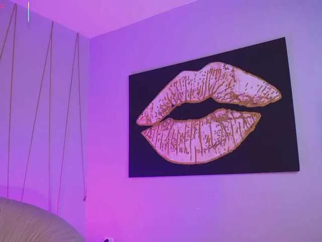 Watch EloisaOlivero, she wants to masturbate for you EloisaOlivero from BongaCams