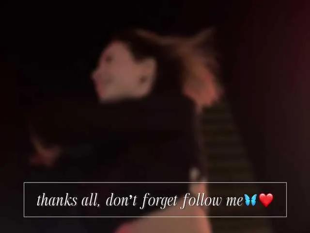 Join Emely1benz, she wants to masturbate for you emely1benz from BongaCams