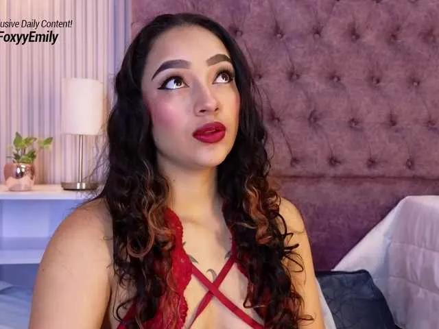 Emily-Foxyy from BongaCams