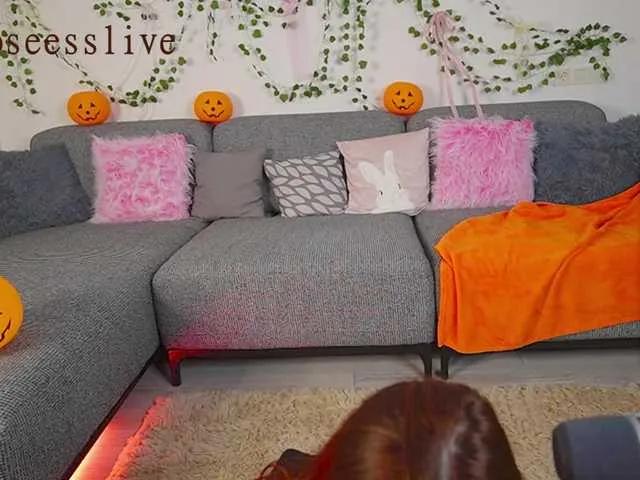 Greedy-Kim5 from BongaCams