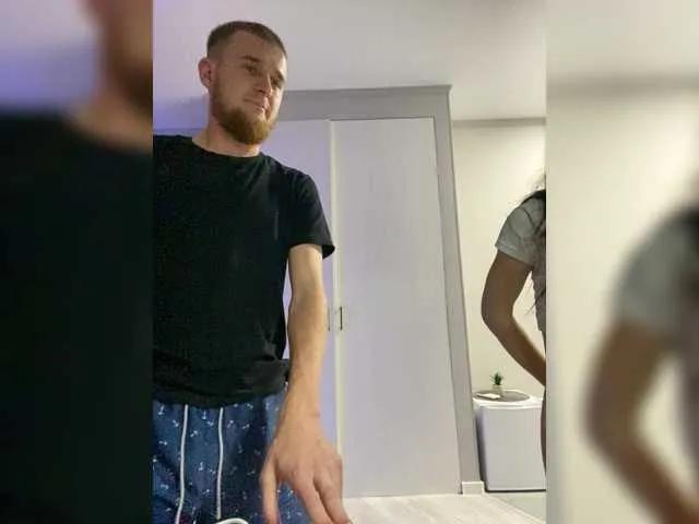 Discover Gummy-Bears, they want to masturbate for you Gummy-Bears from BongaCams