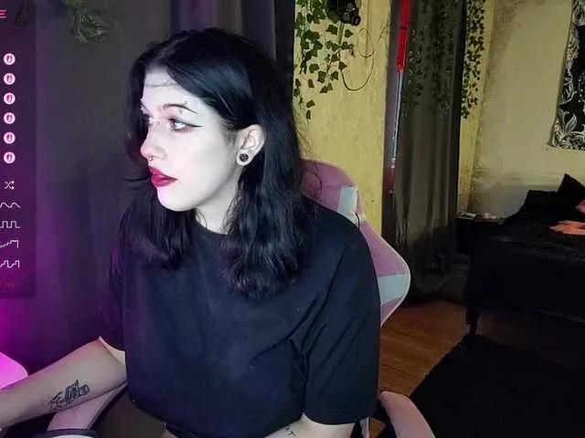 Join hot escort Harakassi Harakassi from BongaCams