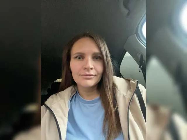 Helenj from BongaCams