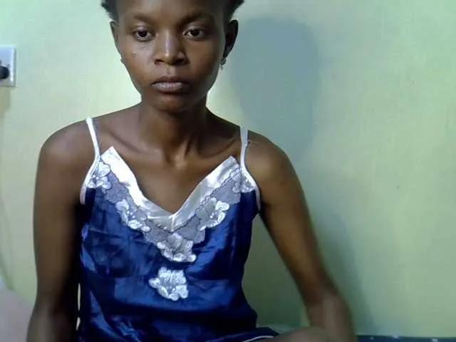 Hotdreamteen001 from BongaCams