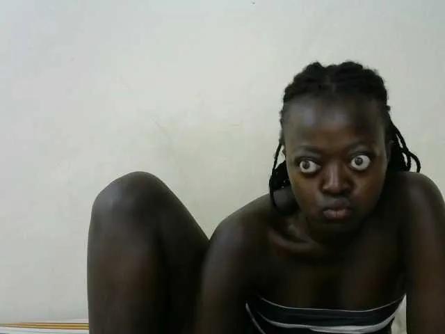 Hottiejoy from BongaCams