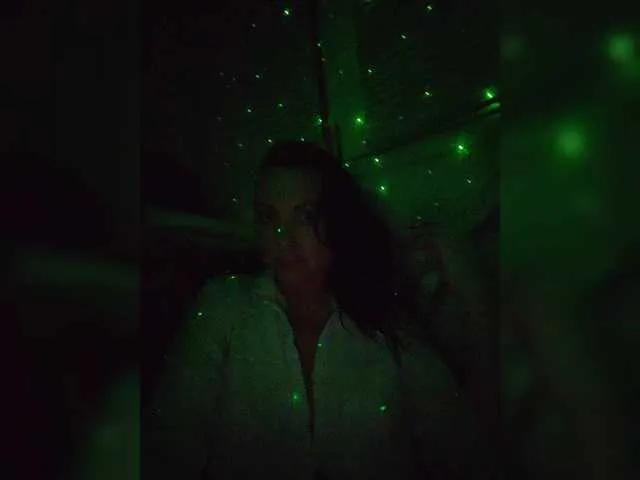 Join IndikaSativa007, they want to masturbate for you IndikaSativa007 from BongaCams