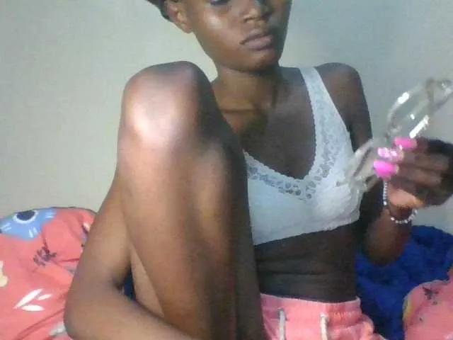 Jennykenya from BongaCams