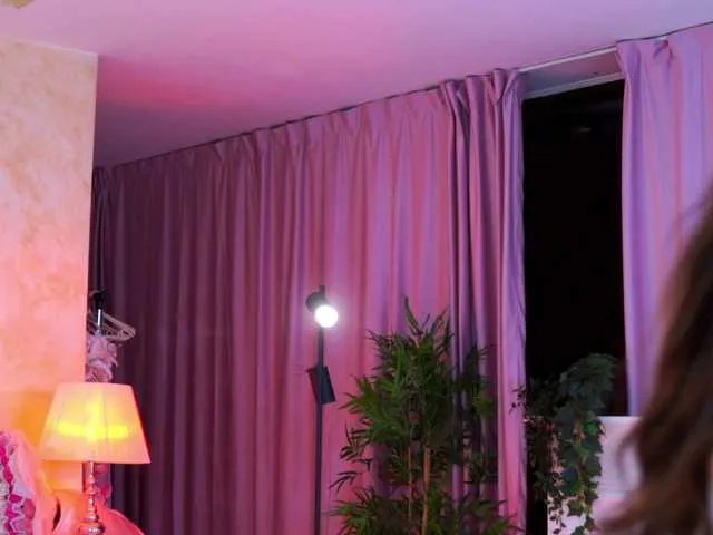 JessyKisss from BongaCams