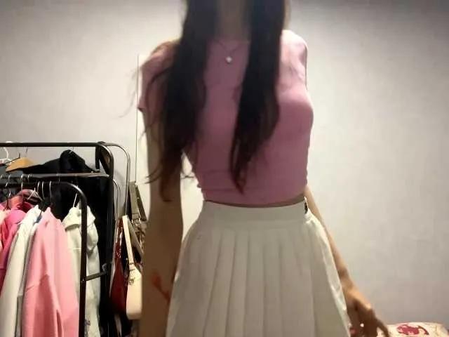 Jucycute from BongaCams