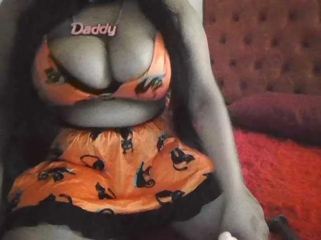 JulieJoe from BongaCams