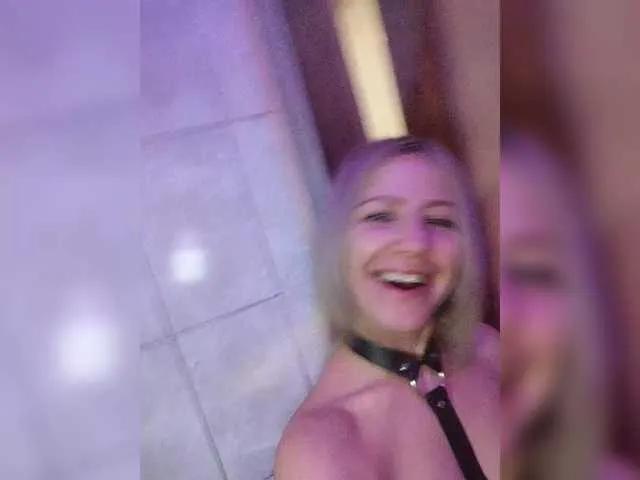 KATIDAN from BongaCams