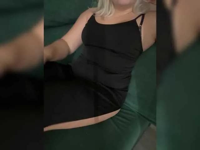 KsuMedia from BongaCams