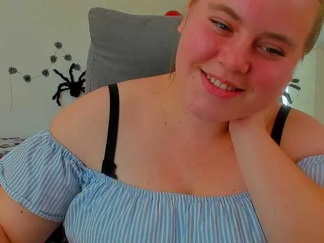 Leilia from BongaCams