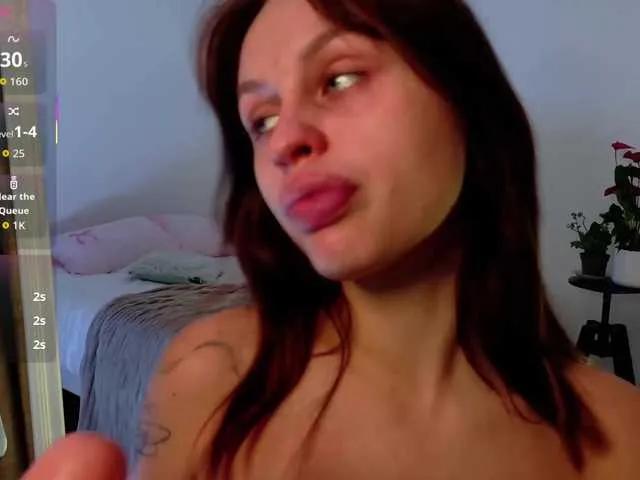 LisaPalmerr from BongaCams