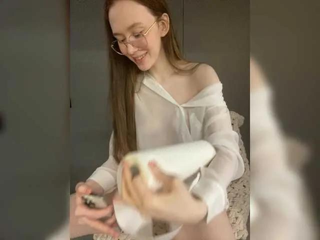 lolyouxd from BongaCams