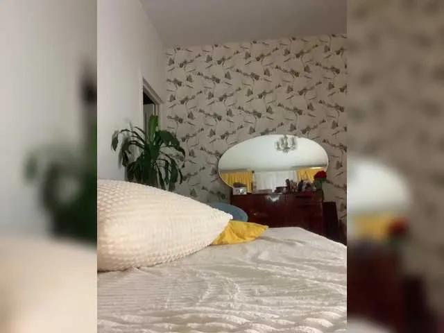 Explore hot stripper LoveLama LoveLama from BongaCams