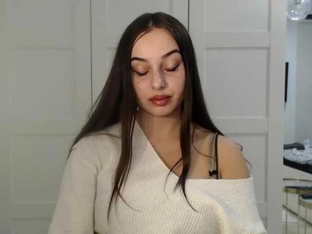 Admire LustCourtney, she wants to masturbate for you LustCourtney from BongaCams