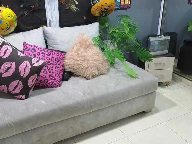 Admire amazing performer Mafecosecret mafecosecret from BongaCams