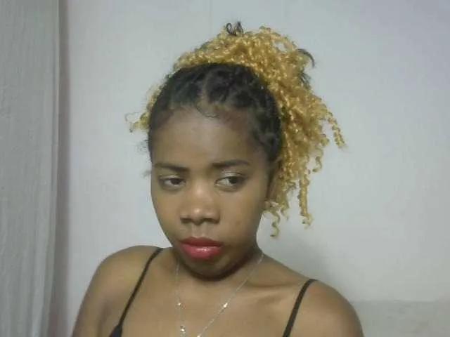 Cute Maha19x wants you to fuck her body now Maha19x from BongaCams