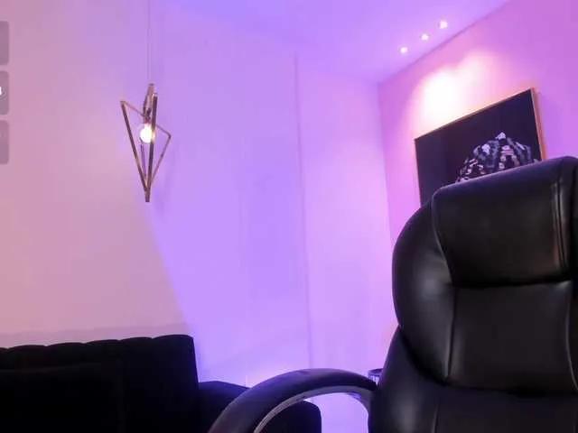 MiaFarrell from BongaCams