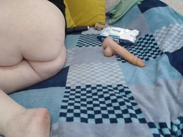 Admire BongaCams's MILAax MILAax from BongaCams