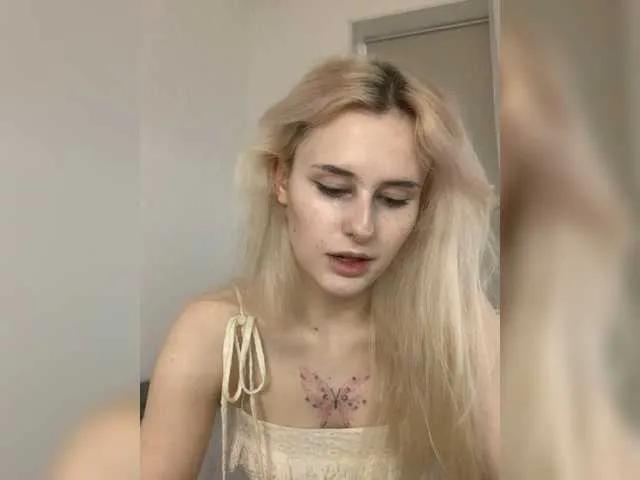 MilaElin from BongaCams