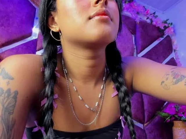 millyprint from BongaCams