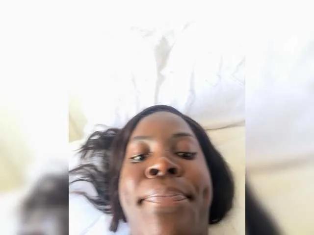 Slutty Misscreamerr wants you to fuck her body now Misscreamerr from BongaCams