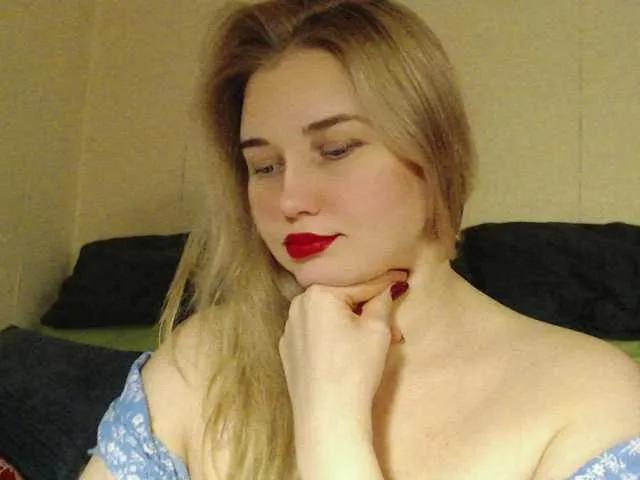 Discover MissLilyAbrams, she wants to masturbate for you MissLilyAbrams from BongaCams